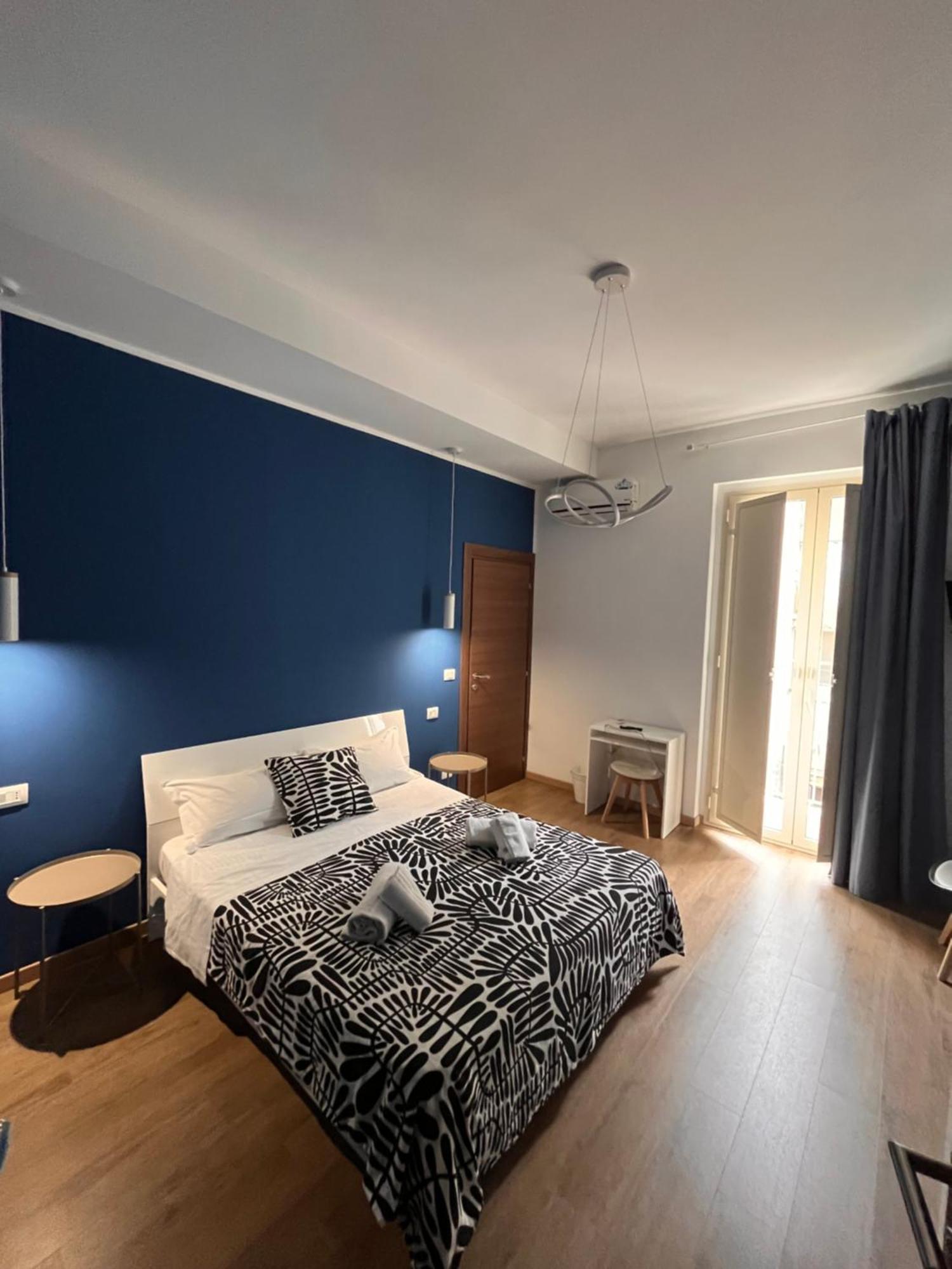B&B Onda Marina Villa Bellini Catania Centro Exterior photo