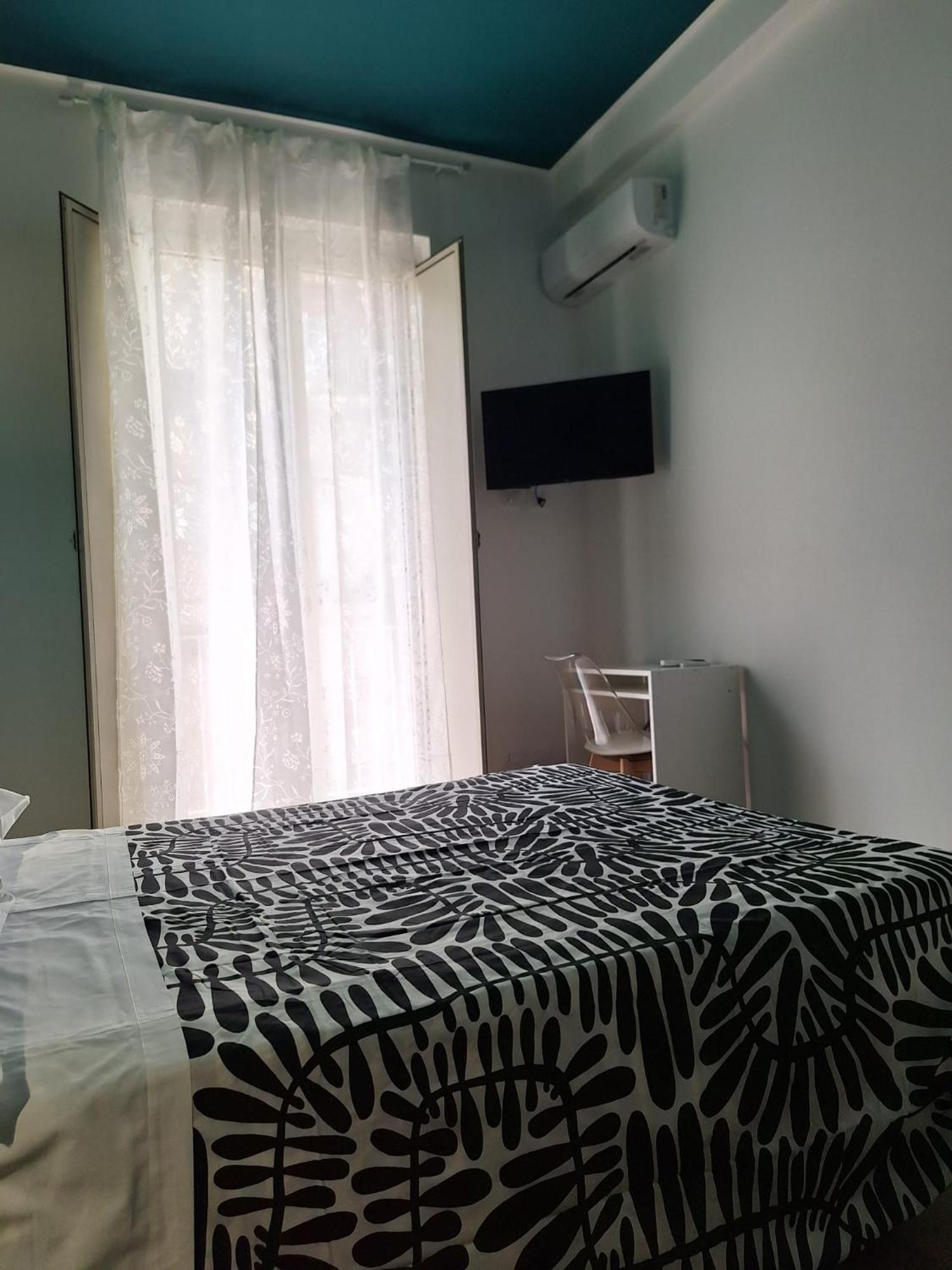 B&B Onda Marina Villa Bellini Catania Centro Exterior photo